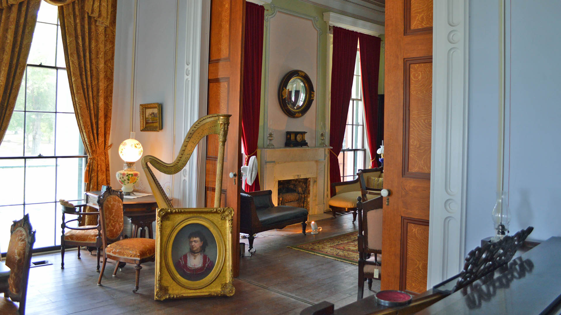 Preserving History with Antique Reclaimed Wood_image